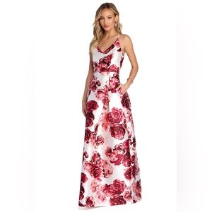 NWT Windsor Joanna Formal Floral Satin Dress